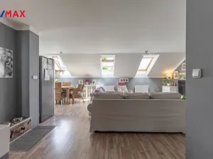 Prodej rodinného domu, Lom, Komenského, 300 m2