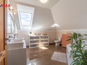 Prodej rodinného domu, Lom, Komenského, 300 m2