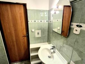 Pronájem bytu 3+kk, Praha - Háje, Steinerova, 64 m2