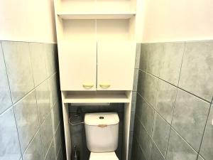 Pronájem bytu 3+kk, Praha - Háje, Steinerova, 64 m2
