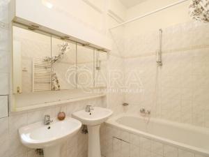 Pronájem bytu 4+1, Praha, Melantrichova, 94 m2