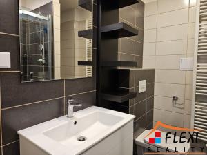 Pronájem bytu 1+kk, Frýdek-Místek, J. Opletala, 30 m2