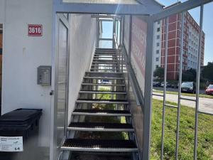 Prodej obchodního prostoru, Znojmo, Holandská, 199 m2