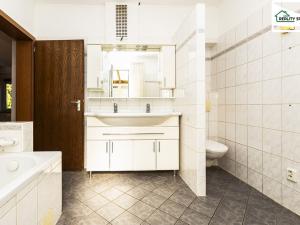 Prodej rodinného domu, Luby, Revoluční, 250 m2