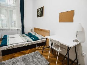 Pronájem bytu 4+kk, Praha - Nové Město, V jámě, 95 m2