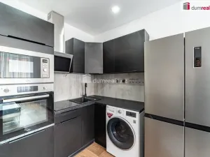 Prodej bytu 3+kk, Sokolov, Jednoty, 61 m2