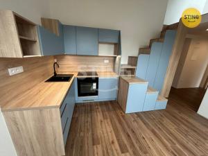 Pronájem bytu 2+kk, Pardubice, Benešovo náměstí, 48 m2