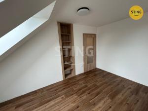 Pronájem bytu 2+kk, Pardubice, Benešovo náměstí, 48 m2