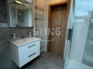 Pronájem bytu 2+kk, Pardubice, Benešovo náměstí, 48 m2