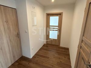 Pronájem bytu 2+kk, Pardubice, Benešovo náměstí, 48 m2