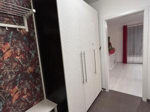 Pronájem bytu 1+kk, Praha - Motol, Plzeňská, 30 m2
