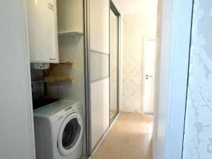 Prodej bytu 3+1, Praha - Hlubočepy, Lamačova, 68 m2