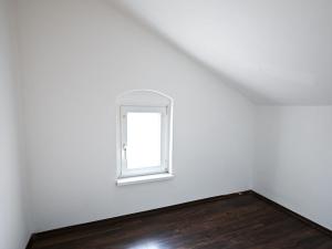 Prodej bytu 3+1, Nové Sedlo, Sklářská, 106 m2