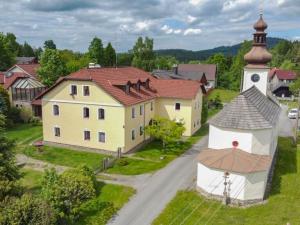 Prodej rodinného domu, Kašperské Hory - Červená, 550 m2