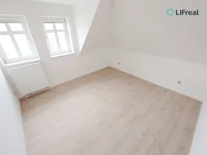 Pronájem bytu 3+kk, Liberec, nám. Tržní, 79 m2