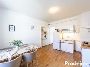 Prodej bytu 2+1, Znojmo, Třebízského, 66 m2
