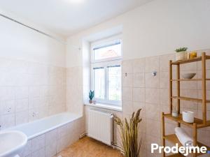 Prodej bytu 2+1, Znojmo, Třebízského, 66 m2