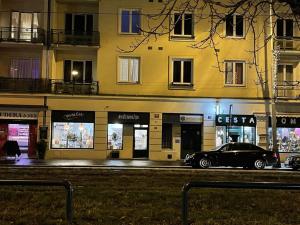 Pronájem obchodního prostoru, Praha - Břevnov, Bělohorská, 98 m2