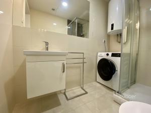 Pronájem bytu 1+kk, Praha - Vinohrady, Korunní, 27 m2