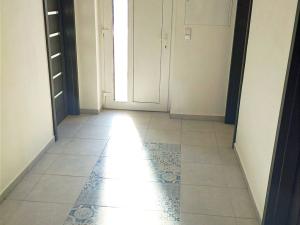 Pronájem rodinného domu, Měšice, 130 m2