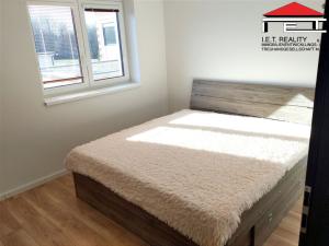Pronájem rodinného domu, Měšice, 130 m2