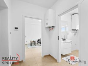 Pronájem bytu 1+kk, Žacléř, Rýchorské náměstí, 30 m2