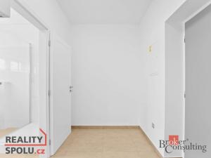 Pronájem bytu 1+kk, Žacléř, Rýchorské náměstí, 30 m2