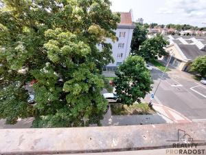 Pronájem bytu 2+kk, Praha, Biskupcova, 47 m2