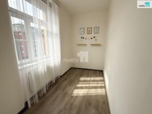 Pronájem bytu 3+kk, Praha - Nusle, Táborská, 56 m2