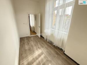 Pronájem bytu 3+kk, Praha - Nusle, Táborská, 56 m2