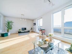 Prodej bytu 3+kk, Praha - Hostavice, U Hostavického potoka, 111 m2