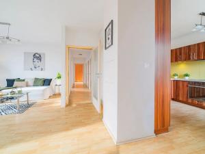Prodej bytu 3+kk, Praha - Hostavice, U Hostavického potoka, 111 m2