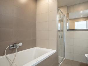 Pronájem rodinného domu, Praha - Březiněves, Na poli, 150 m2