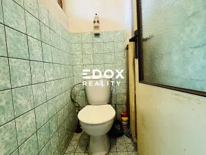 Prodej rodinného domu, Mukařov, Na Budech, 250 m2