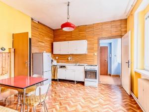 Prodej bytu 2+1, Abertamy, 69 m2