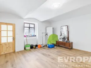 Prodej zemědělské usedlosti, Golčův Jeníkov - Stupárovice, Stupárovice, 100 m2