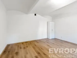 Prodej zemědělské usedlosti, Golčův Jeníkov - Stupárovice, Stupárovice, 100 m2