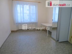Pronájem bytu 2+kk, Praha - Bubeneč, N. A. Někrasova, 55 m2