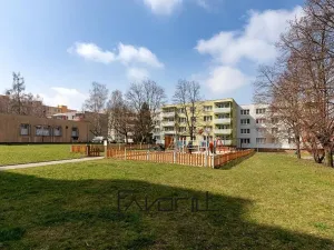 Prodej bytu 2+1, Ostrava, Břustkova, 62 m2