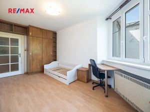 Pronájem bytu 2+kk, Praha - Strašnice, Kralická, 38 m2
