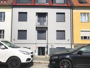 Pronájem bytu 2+kk, Praha - Vršovice, Omská, 55 m2