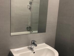 Pronájem bytu 2+kk, Praha - Vršovice, Omská, 55 m2