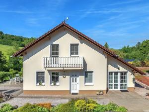 Prodej rodinného domu, Mladé Buky, 179 m2