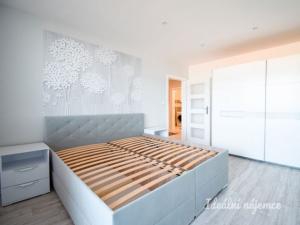 Pronájem bytu 3+1, Brno - Bystrc, Teyschlova, 78 m2
