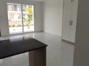 Prodej bytu 1+kk, Trikomo, Kypr, 34 m2