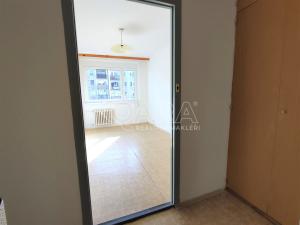 Pronájem bytu 4+1, Praha - Hlubočepy, Lamačova, 92 m2