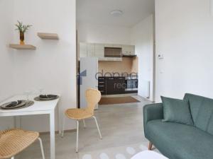 Pronájem bytu 2+kk, Praha, Ondříčkova, 38 m2