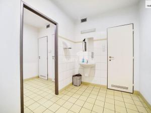 Pronájem kanceláře, Napajedla, 2. května, 42 m2