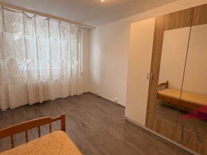 Prodej bytu 3+1, Praha - Stodůlky, Borovanského, 71 m2