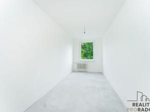 Prodej bytu 3+1, Praha, Mazurská, 69 m2